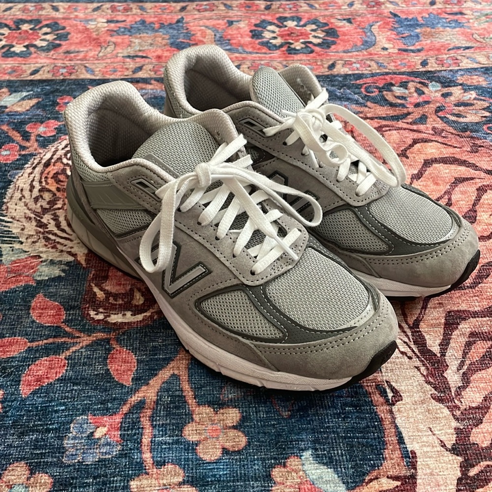 New Balance 990v5